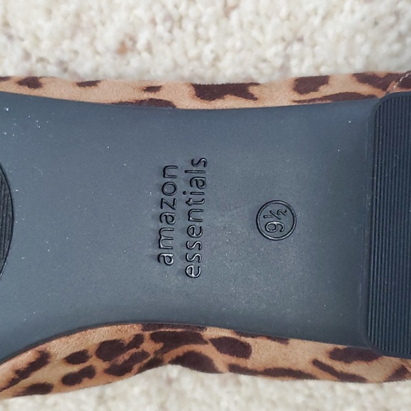 Flats - Picture 5 of 5